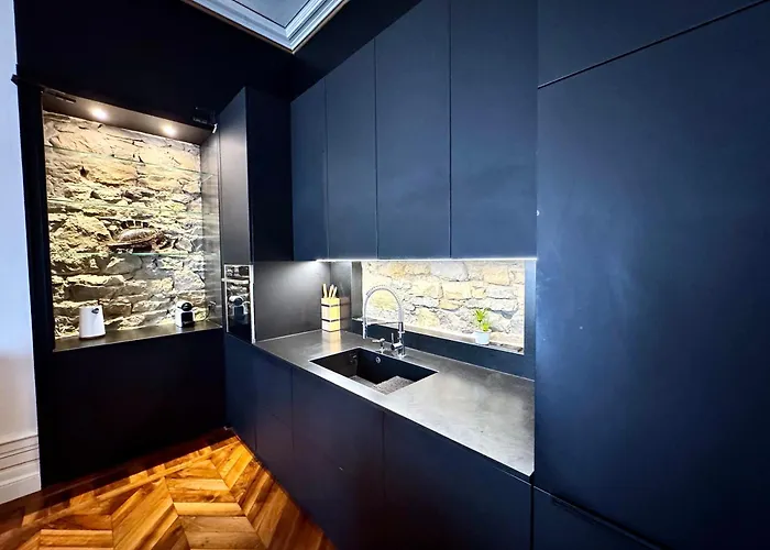 Le Palais De Verdun - 3 Ch-6p - 140 M2