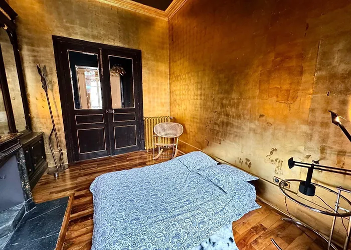 Le Palais De Verdun - 3 Ch-6p - 140 M2 Apartment *