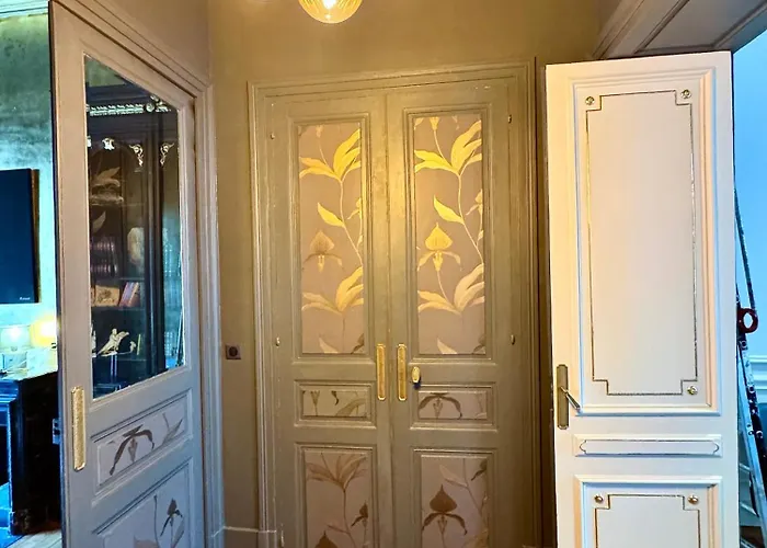 Le Palais De Verdun - 3 Ch-6p - 140 M2 Apartment